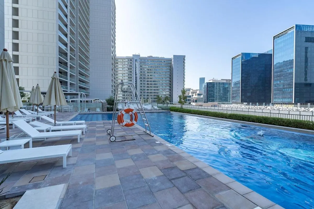 Awesome 1-Bedroom Apartment With Burj Views At Vera Tower In Business Bay Dubai