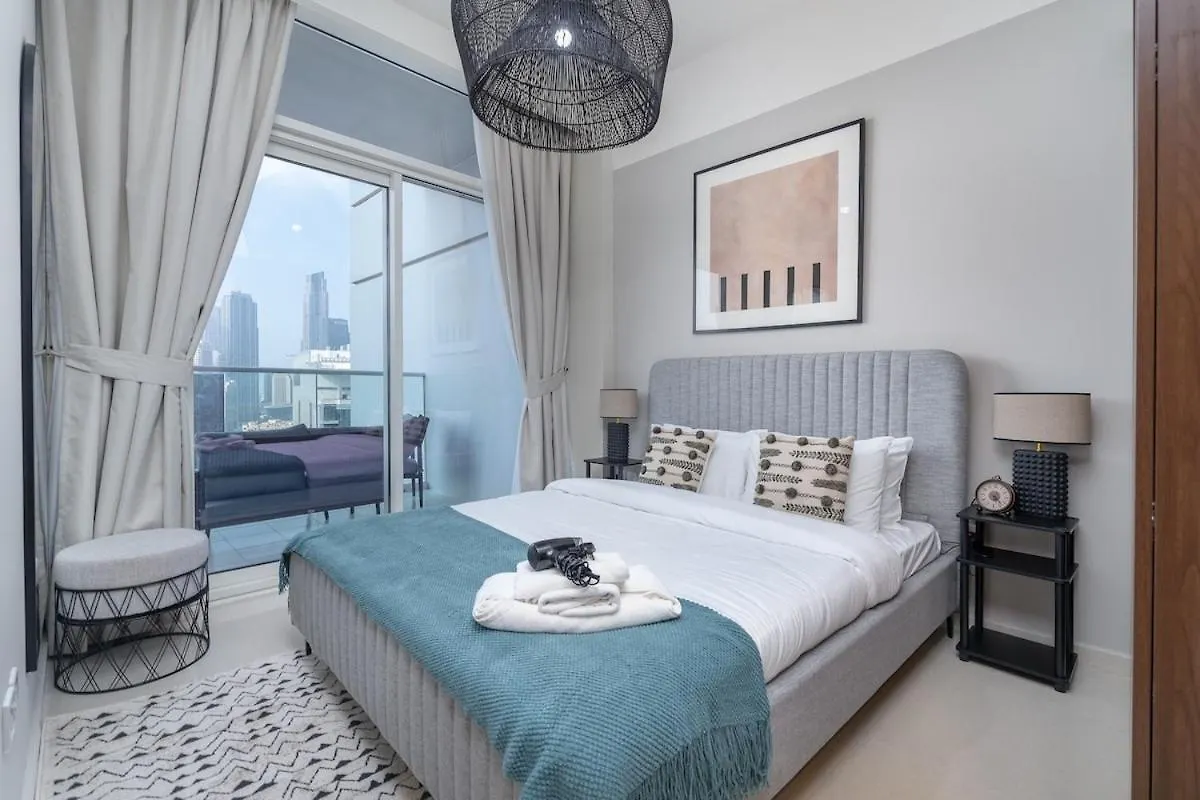 Awesome 1-Bedroom Apartment With Burj Views At Vera Tower In Business Bay Dubai United Arab Emirates
