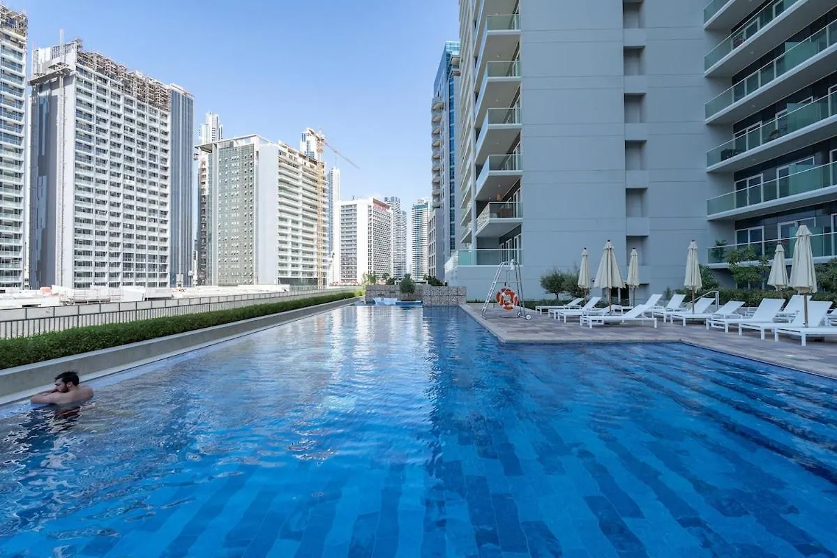 Awesome 1-Bedroom Apartment With Burj Views At Vera Tower In Business Bay Dubaï